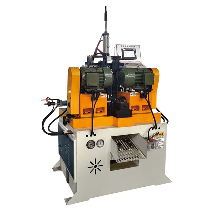 Double head pipe chamfering machine